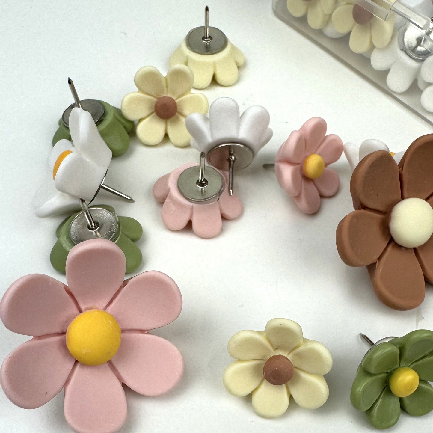 Thumb Tacks