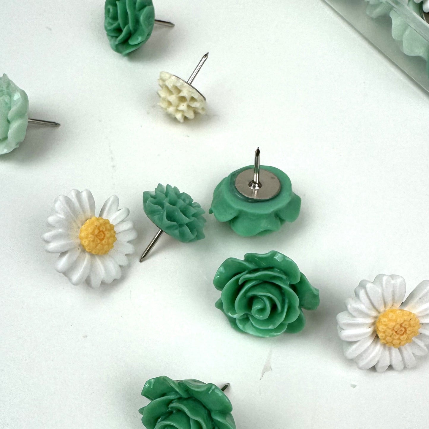 Thumb Tacks