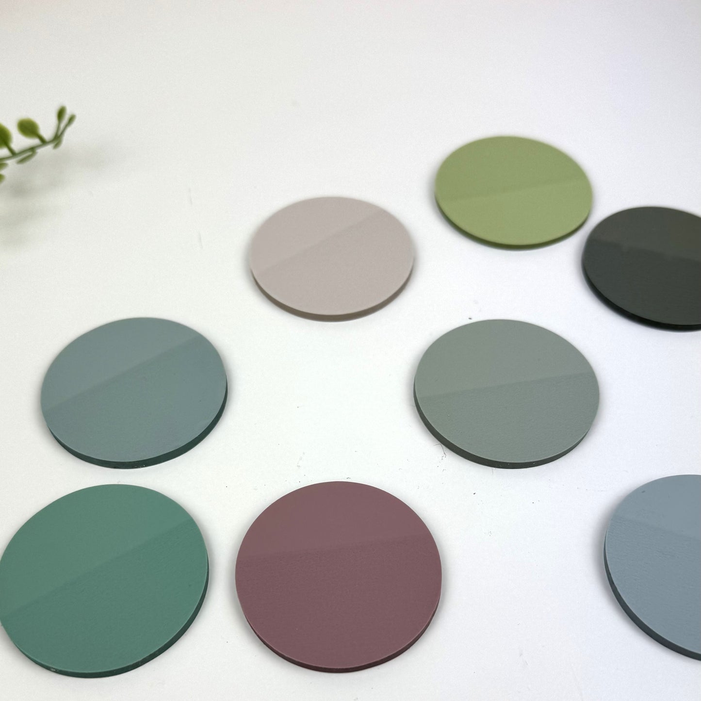Circle transparent sticky notes